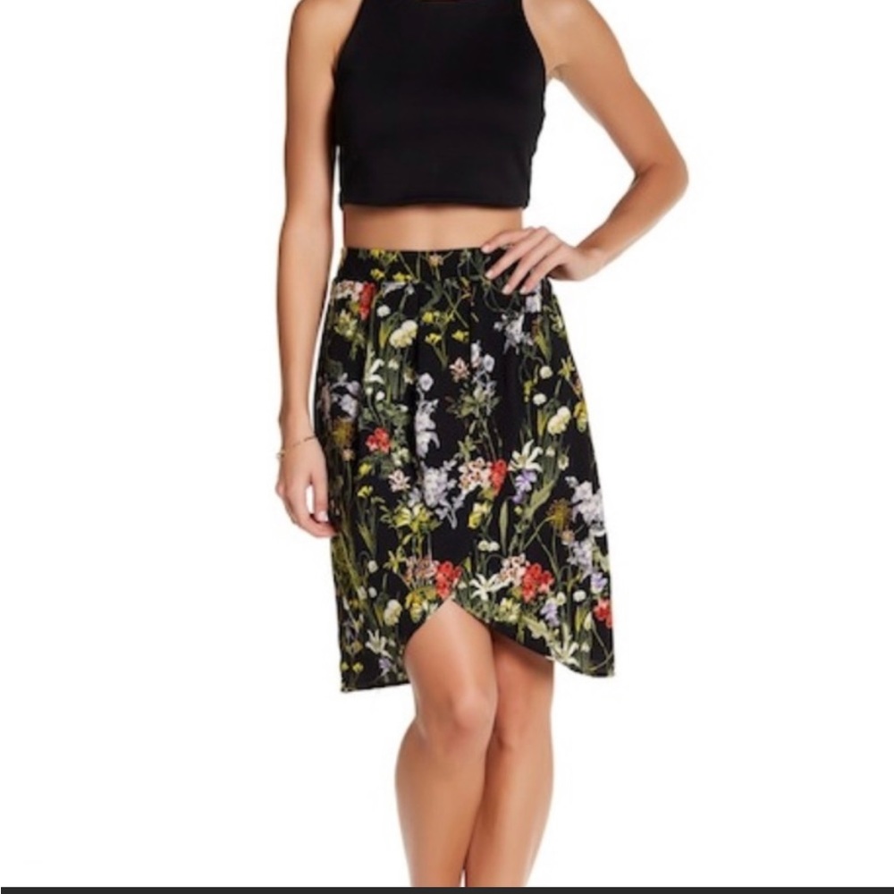 WEST KEI Black Floral Tulip Skirt MP
